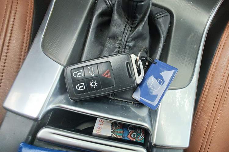 Used Volvo S60 2014 S60L 2.0T Zhiyuan Edition Vehicle Key