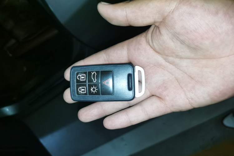 Used Volvo S60 2014 S60L 2.0T Zhiyuan Edition Vehicle Key