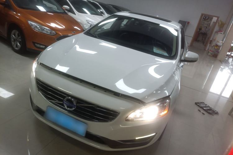 Used Volvo S60 2014 S60L 2.0T Zhiyuan Edition Guazi used car, China used car export, Used car for sale, Used cars, Cheapest cars for sale