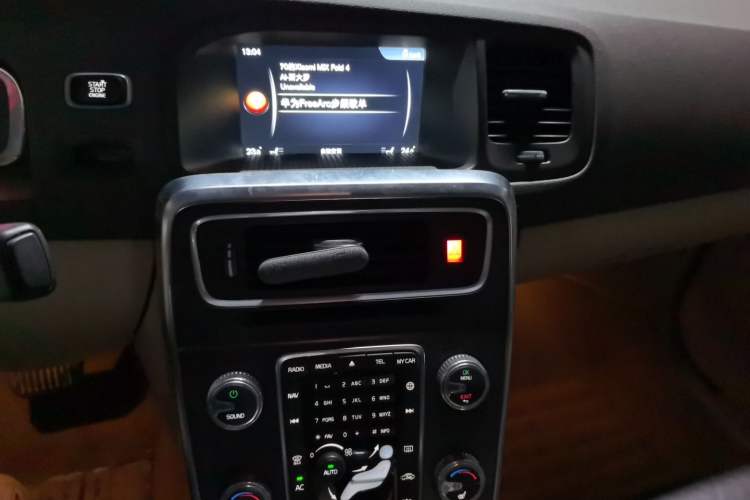 Used Volvo S60 2014 S60L T5 Intelligent Drive Edition Audio And AC Panel