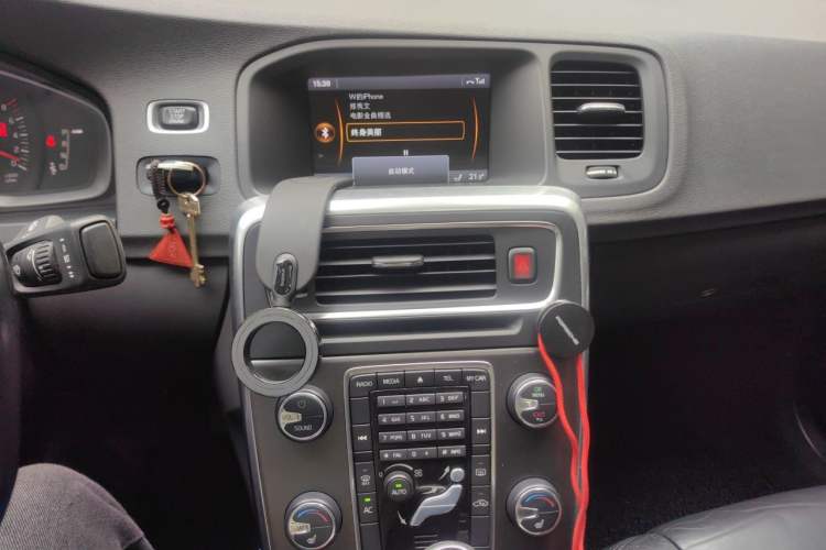 Used Volvo S60 2014 T5 Zhiyi Edition Audio And AC Panel