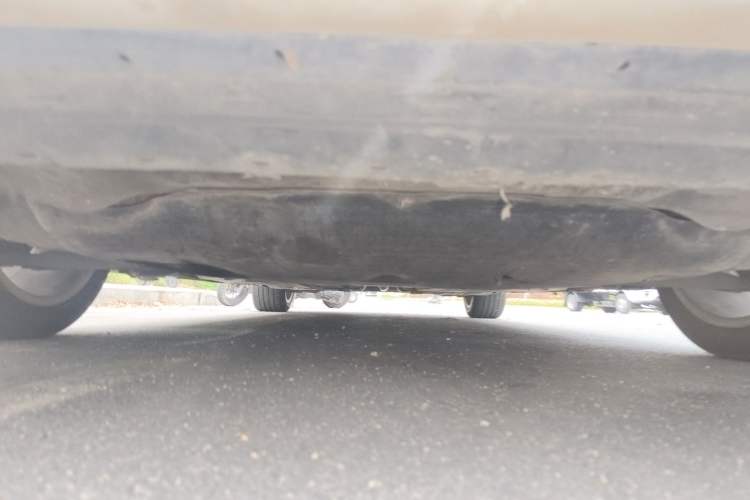 Used Volvo S60 2014 S60L 2.0T Zhiyuan Edition Chassis Front