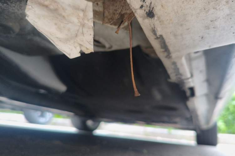 Used Volvo S60 2014 S60L 2.0T Zhiyuan Edition Chassis Front Left