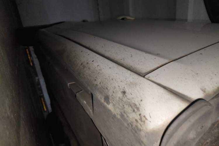 Used Volvo S60 2014 S60L 2.0T Zhiyuan Edition Chassis Front Right