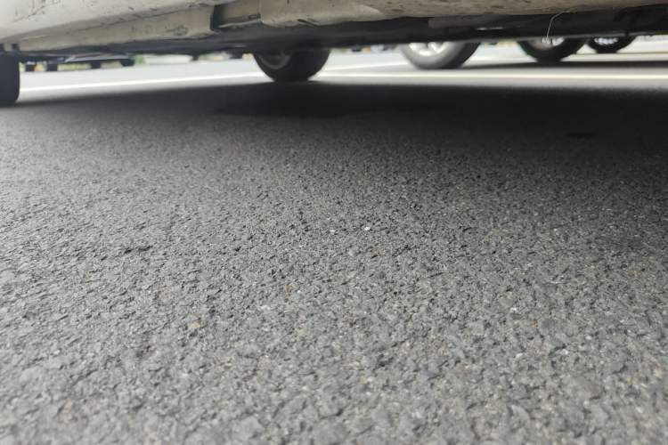 Used Volvo S60 2014 S60L 2.0T Zhiyuan Edition Chassis Front Right