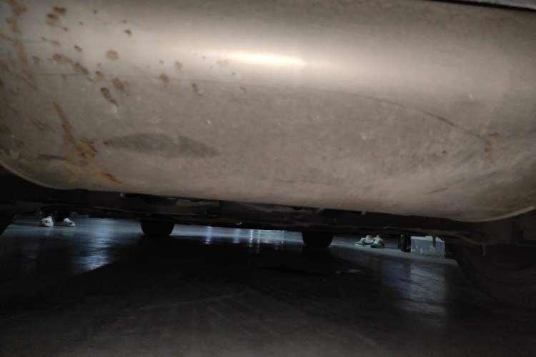 Used Volvo S60 2014 S60L 2.0T Zhiyuan Edition Chassis Rear