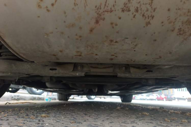 Used Volvo S60 2014 S60L 2.0T Zhiyuan Edition Chassis Rear