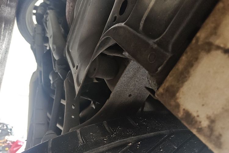 Used Volvo S60 2014 T5 Zhiya Edition Chassis Rear Left