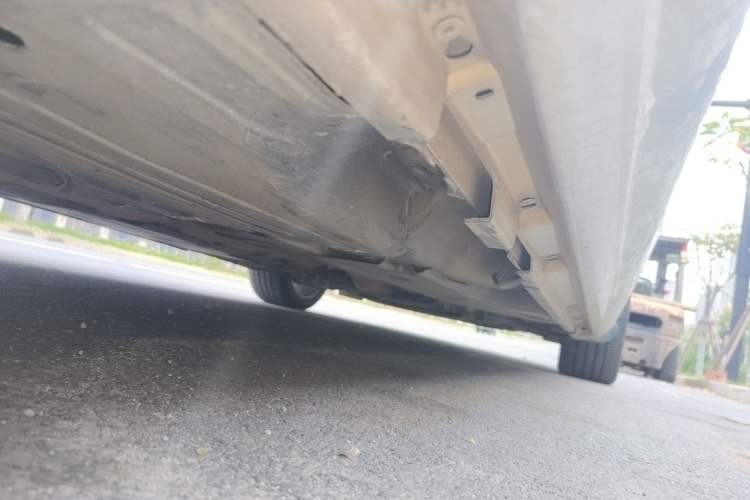 Used Volvo S60 2014 S60L 2.0T Zhiyuan Edition Chassis Rear Right