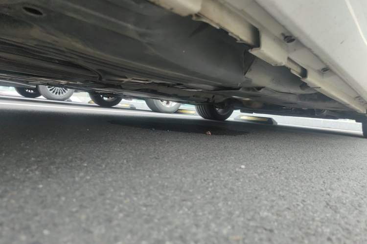 Used Volvo S60 2014 S60L 2.0T Zhiyuan Edition Chassis Rear Right