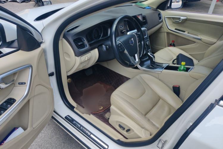 Used Volvo S60 2014 S60L 2.0T Intelligent Upgrade Edition Driver Seat