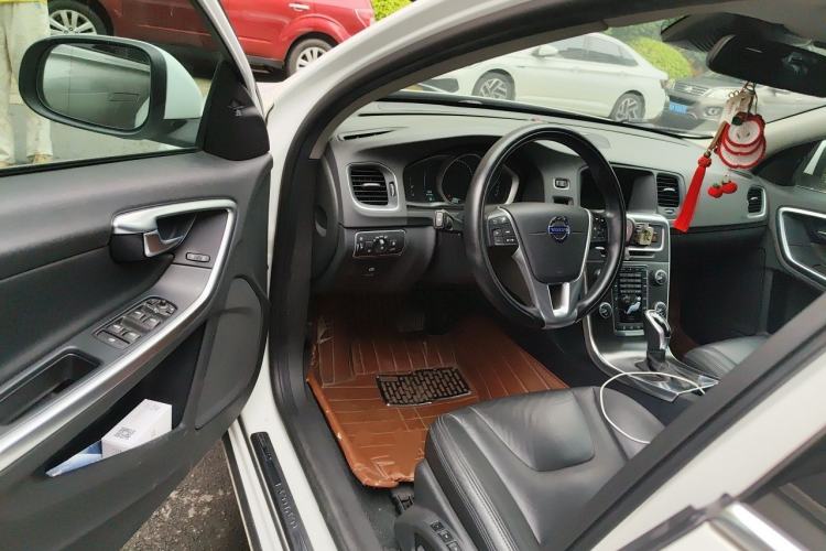 Used Volvo S60 2014 S60L T5 Smart Upgrade Edition Driver Seat