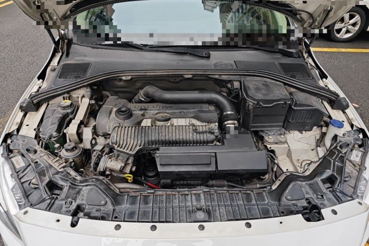 Used Volvo S60 2014 S60L T5 Intelligent Drive Edition Engine Bay