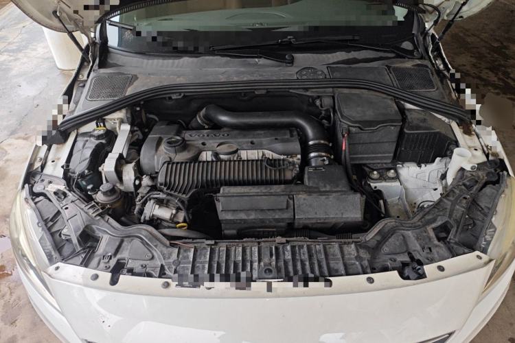 Used Volvo S60 2014 S60L T5 Intelligent Drive Edition Engine Bay