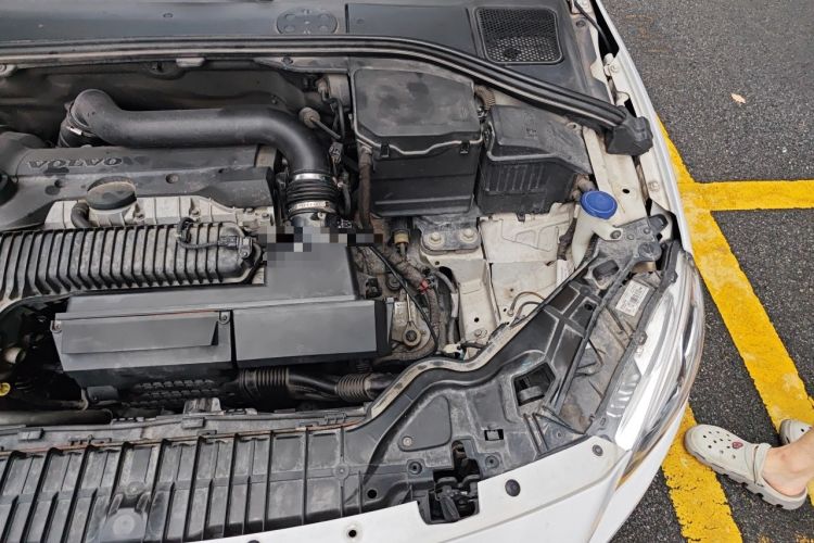 Used Volvo S60 2014 S60L T5 Intelligent Drive Edition Engine Bay Left