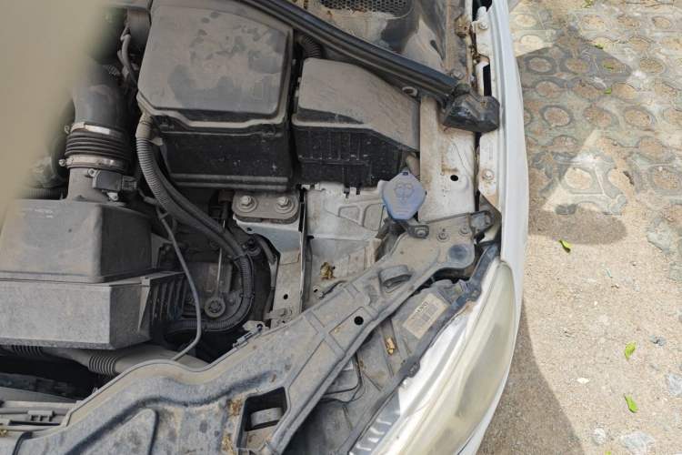 Used Volvo S60 2014 T5 Zhiyi Edition Engine Bay Left