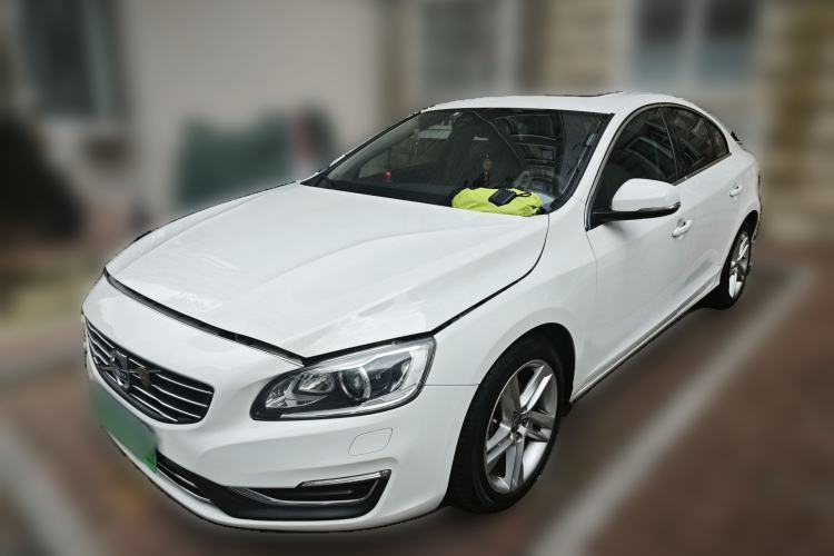 Ojetý Volvo S60 2014 T5 Zhiyi Edition Guazi used car, China used car export, Used car for sale, Used  cars, Cheapest cars for sale
