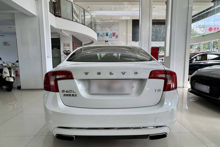 Used Volvo S60 2014 S60L T5 Intelligent Drive Edition Exterior 4
