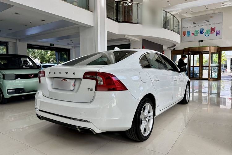 Used Volvo S60 2014 S60L T5 Intelligent Drive Edition Exterior 5