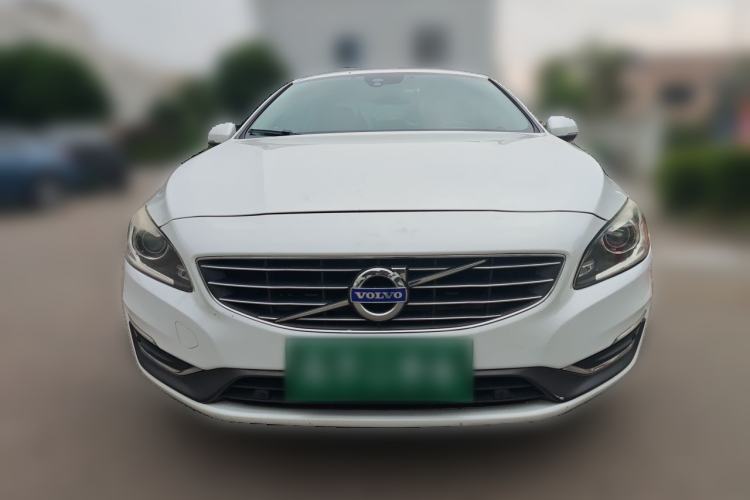 Used Volvo S60 2014 S60L 2.0T Zhiyuan Edition Front
