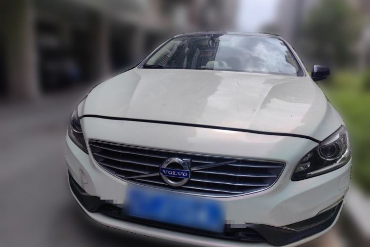 Used Volvo S60 2014 S60L 2.0T Zhiyuan Edition Front