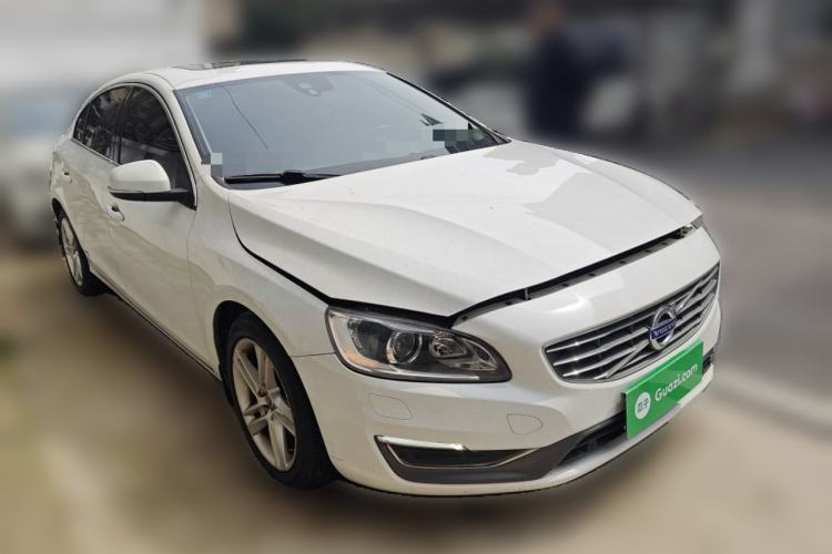 Used Volvo S60 2014 S60L T5 Intelligent Drive Edition Front Right 45 Deg