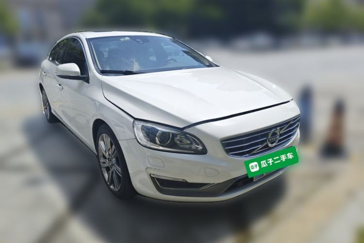 Used Volvo S60 2014 S60L T5 Intelligent Drive Edition Front Right 45 Deg