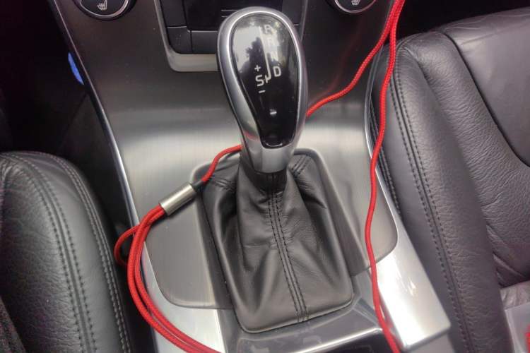 Used Volvo S60 2014 T5 Zhiyi Edition Gear Lever