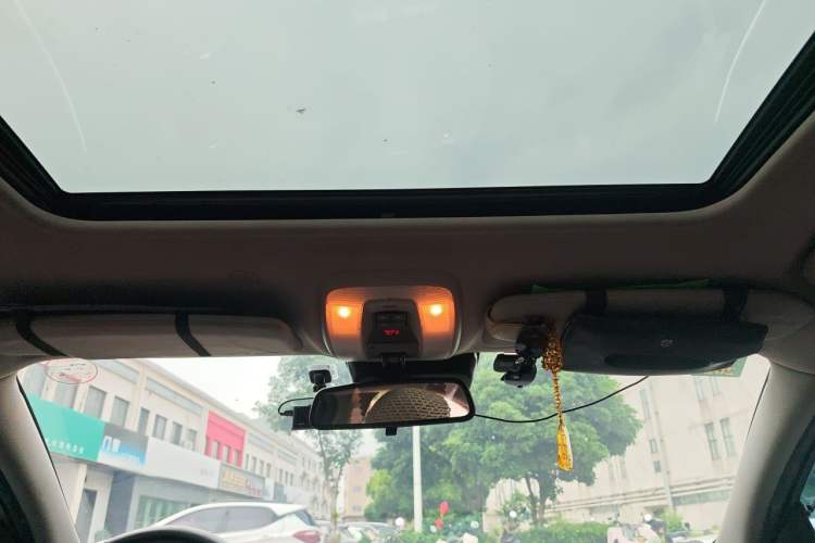 Used Volvo S60 2014 S60L 2.0T Zhiyuan Edition Headliner