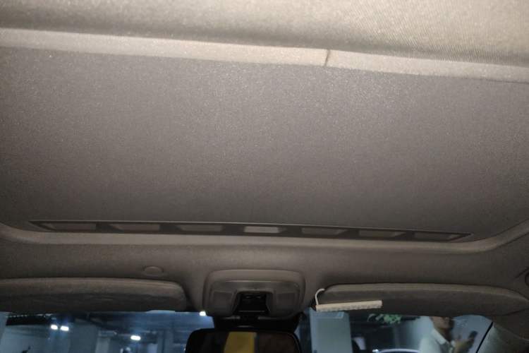 Used Volvo S60 2014 S60L 2.0T Zhiyuan Edition Headliner