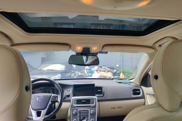 Used Volvo S60 2014 S60L 2.0T Intelligent Upgrade Edition Headliner