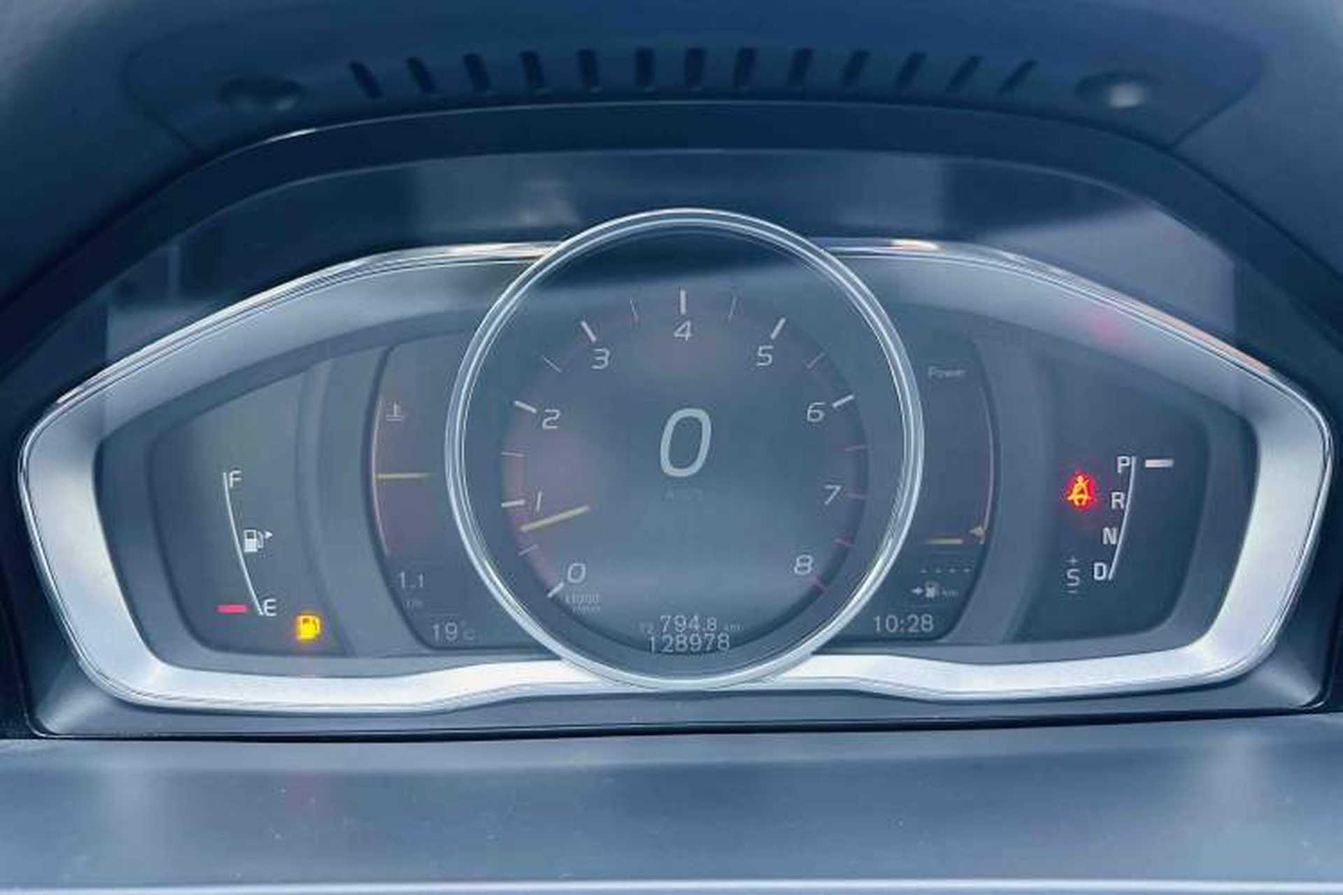 Used Volvo S60 2014 S60L T5 Intelligent Drive Edition Instrument Cluster