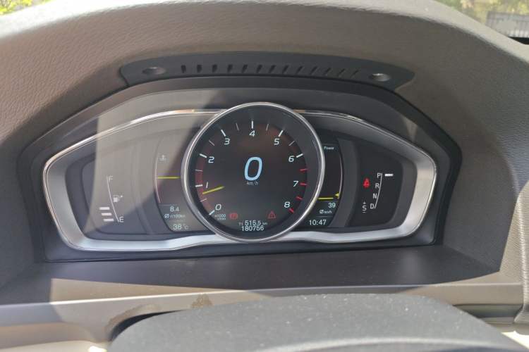 Used Volvo S60 2014 S60L T5 Intelligent Drive Edition Instrument Cluster
