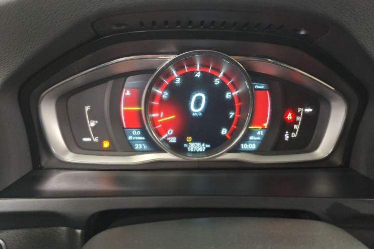 Used Volvo S60 2014 T5 Zhiya Edition Instrument Cluster