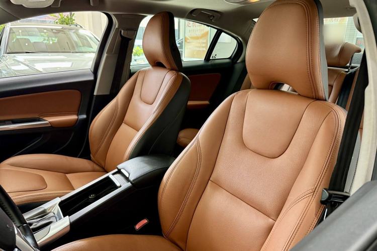 Used Volvo S60 2014 S60L T5 Intelligent Drive Edition Interior 8