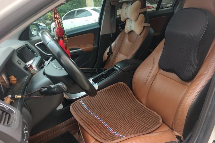 Used Volvo S60 2014 S60L 2.0T Zhiyuan Edition Left Front Seat