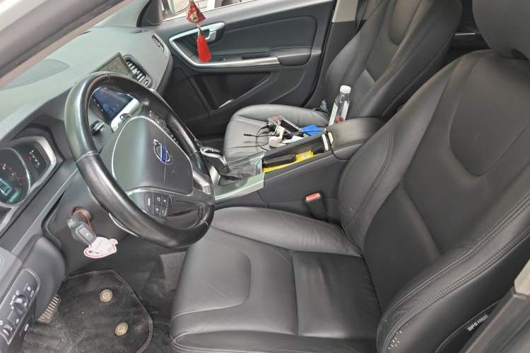 Used Volvo S60 2014 S60L T5 Intelligent Drive Edition Left Front Seat