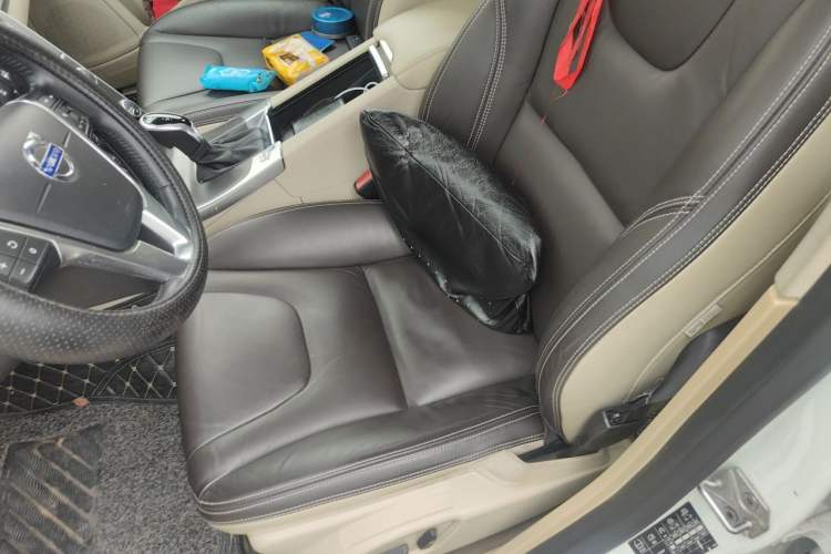 Used Volvo S60 2014 S60L 2.0T Zhiyuan Edition Left Front Seat