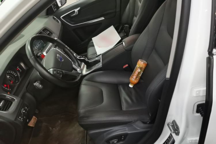 Used Volvo S60 2014 S60L 2.0T Zhiyuan Edition Left Front Seat