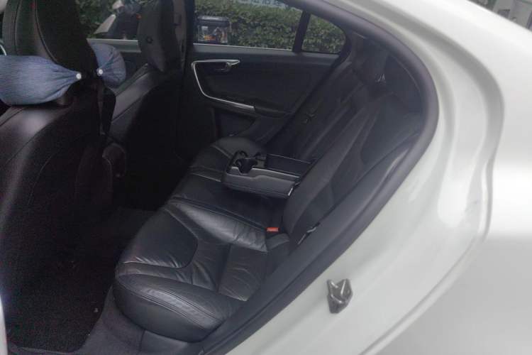 Used Volvo S60 2014 T5 Zhiyi Edition Left Rear Seat