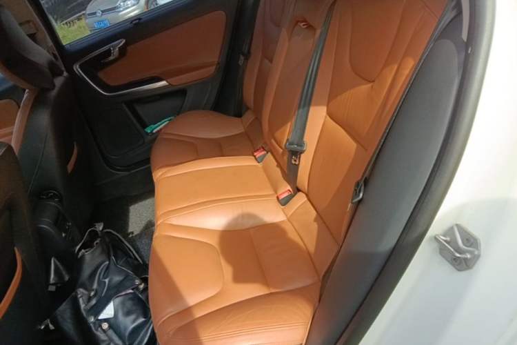 Used Volvo S60 2014 S60L T5 Smart Upgrade Edition Left Rear Seat