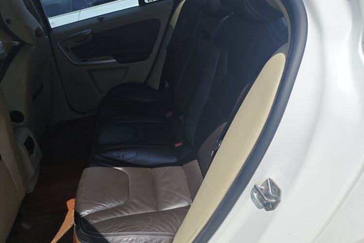 Used Volvo S60 2014 S60L T5 Intelligent Drive Edition Left Rear Seat