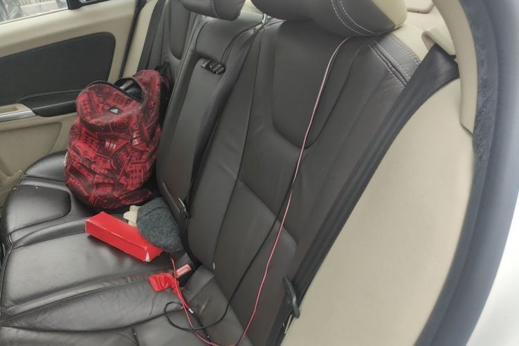 Used Volvo S60 2014 S60L 2.0T Zhiyuan Edition Left Rear Seat