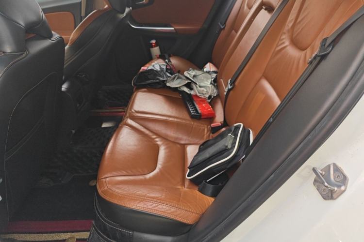 Used Volvo S60 2014 T5 Zhiyi Edition Left Rear Seat