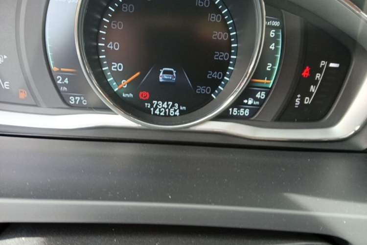 Used Volvo S60 2014 S60L T5 Smart Upgrade Edition Odometer Close Up