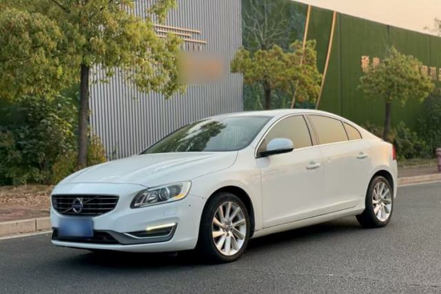 Used Volvo S60 2014 S60L 2.0T Zhiyuan Edition
