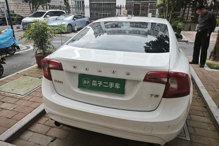 Used Volvo S60 2014 T5 Zhiyi Edition Rear