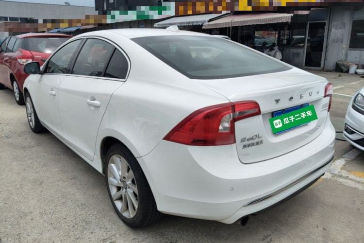 Used Volvo S60 2014 S60L 2.0T Zhiyuan Edition Rear Left 45 Deg