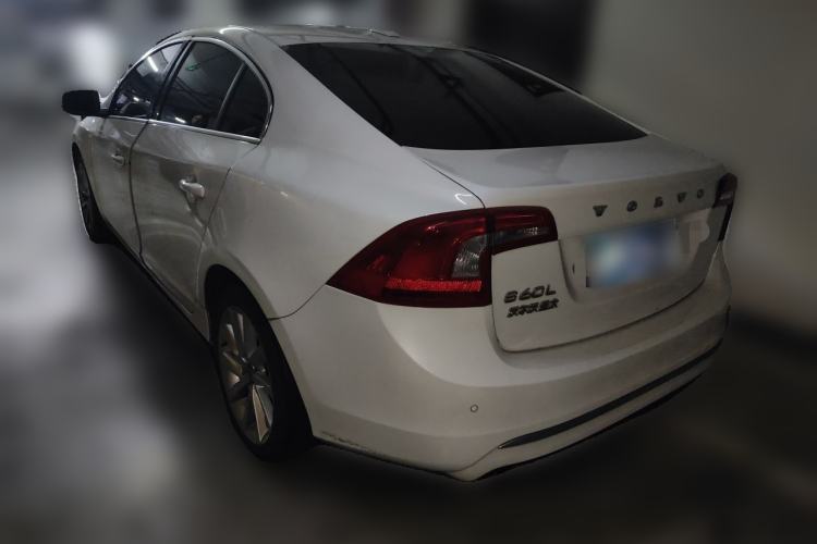 Used Volvo S60 2014 S60L 2.0T Zhiyuan Edition Rear Left 45 Deg