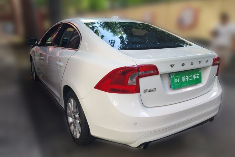 Used Volvo S60 2014 T5 Zhiyi Edition Rear Left 45 Deg